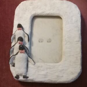 Penguin frame